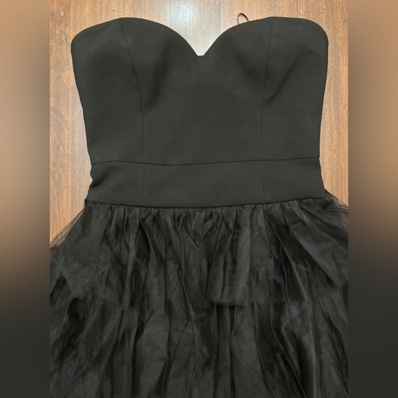 Likely Glynn Mini Dress Size 4 Black Tulle Ruffle Strapless Revolve Chic Party - Picture 5 of 15